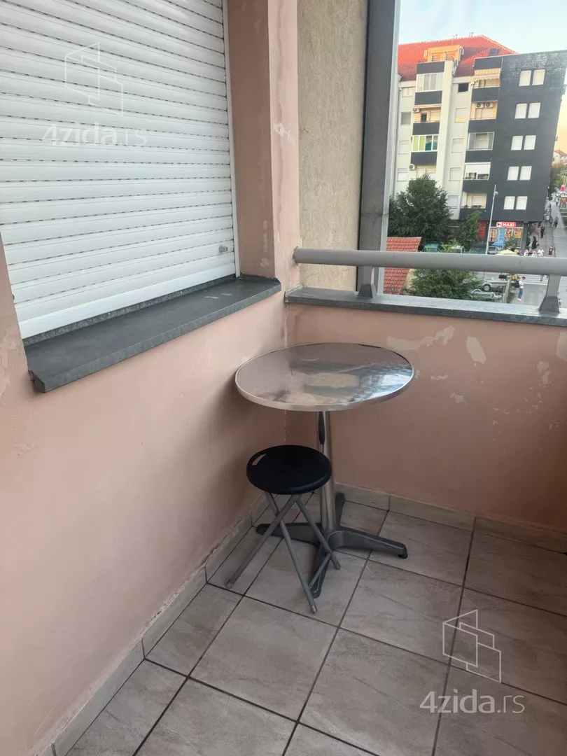 Garsonjera | 4zida