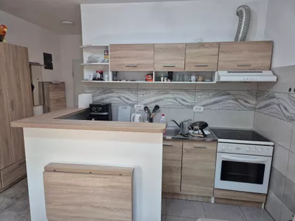Oslobođenja 72 | 4zida.rs