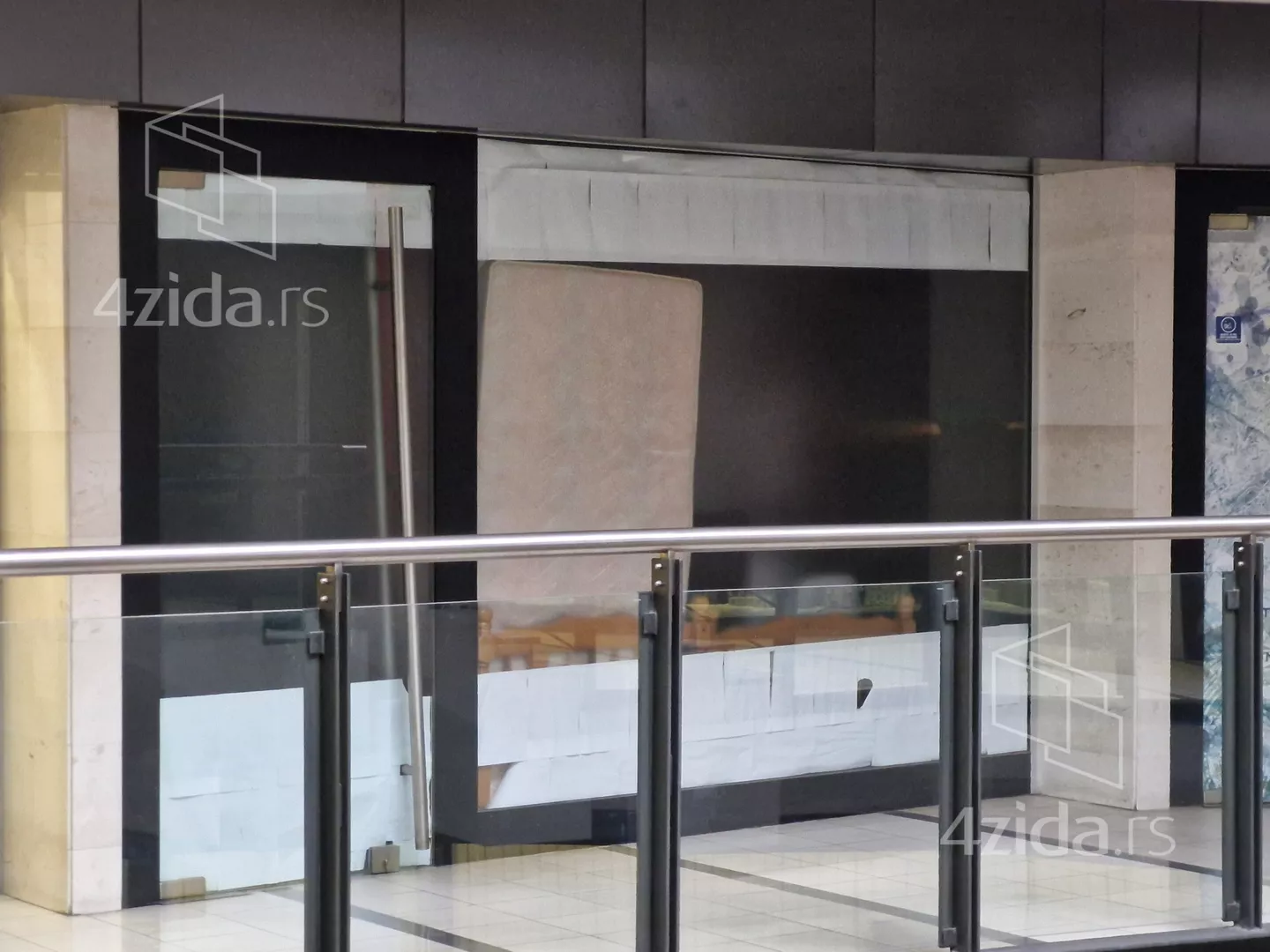 Poslovni prostor | 4zida