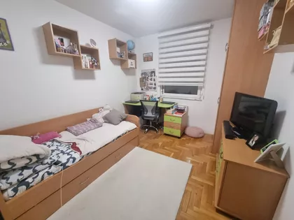 Železnička stanica | 4zida.rs