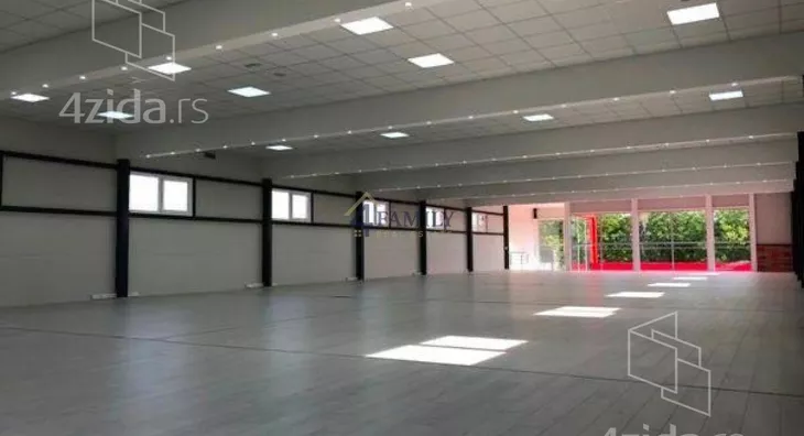 Poslovni prostor | 4zida