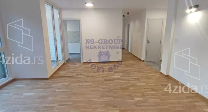 Četvoroiposoban stan | 4zida