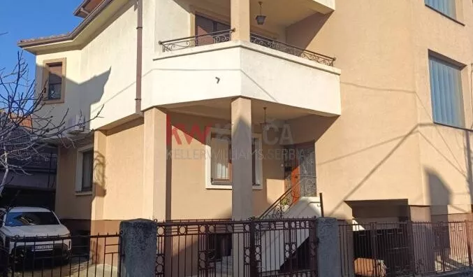 Kuća | 4zida