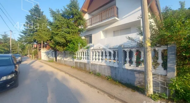Kuća | 4zida