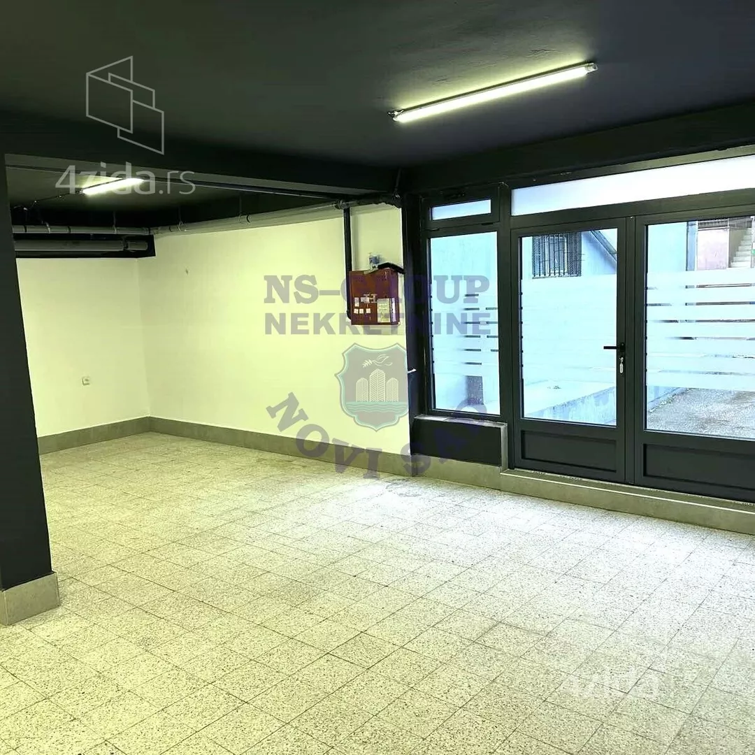 Poslovni prostor | 4zida