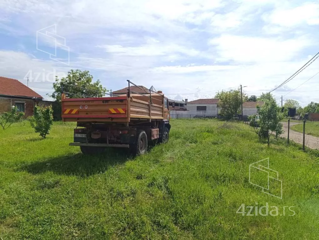 Građevinsko zemljište | 4zida