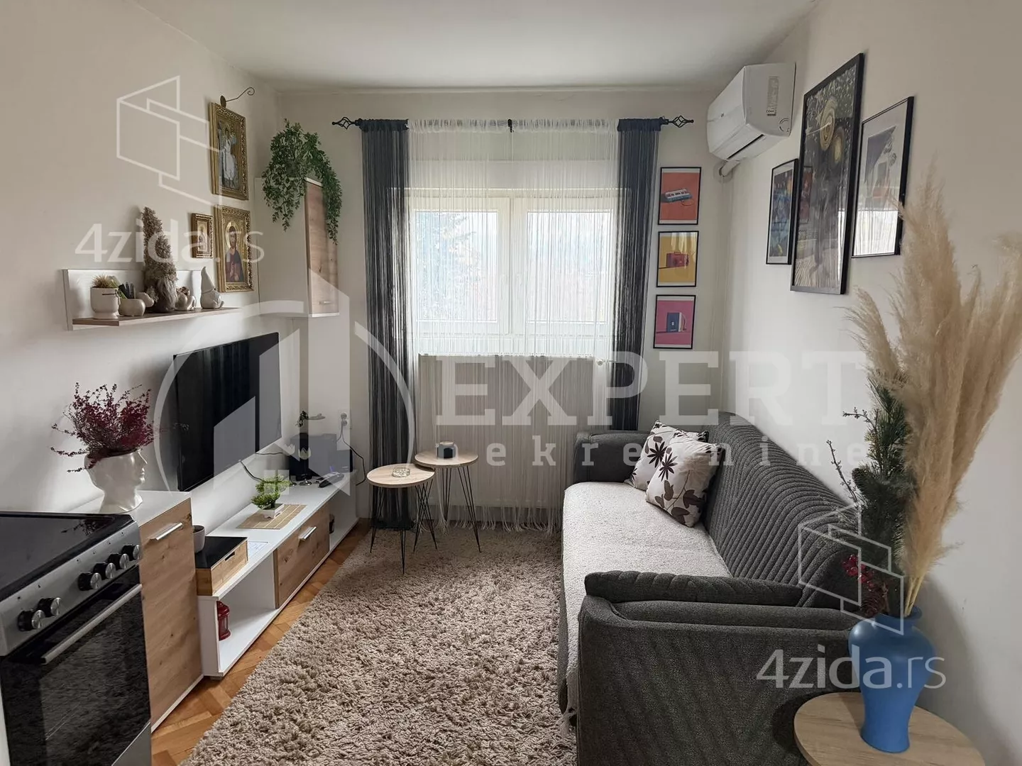 Jednoiposoban stan | 4zida