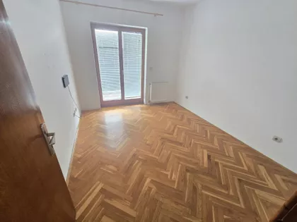 Vojvode Vlahovića | 4zida.rs