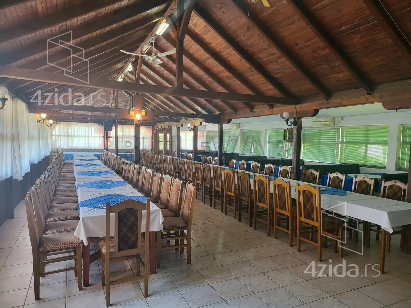 Lokal | 4zida