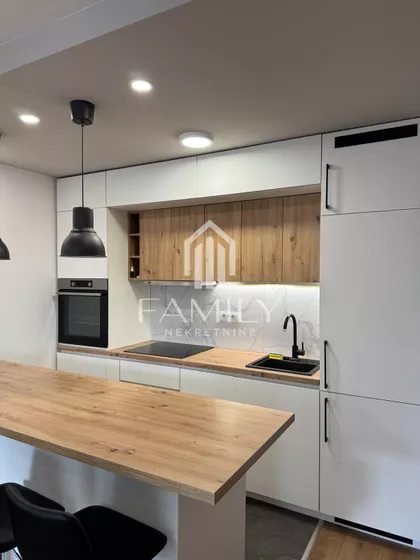 Novo Naselje | 4zida.rs