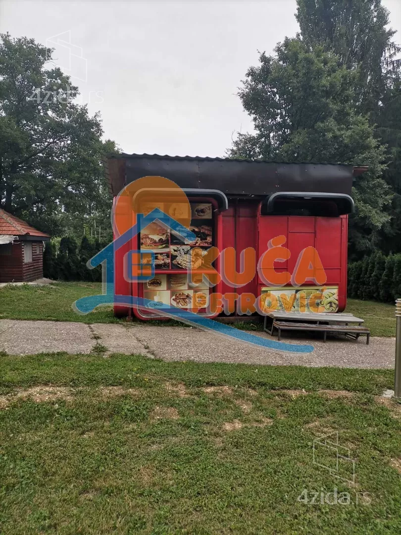Lokal | 4zida