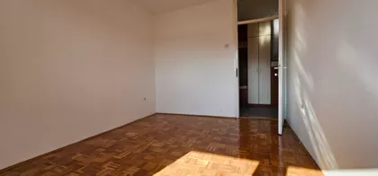 Svetosavska 12 | 4zida.rs