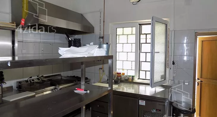 Ugostiteljski objekat | 4zida