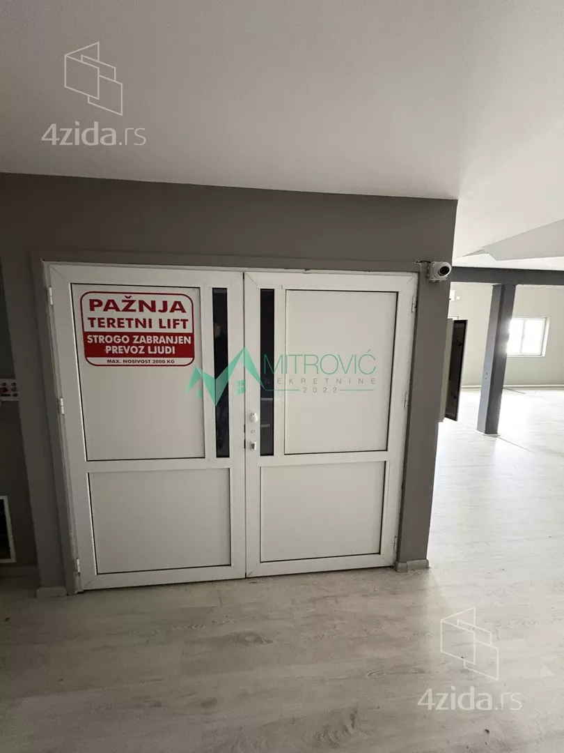 Poslovni prostor | 4zida