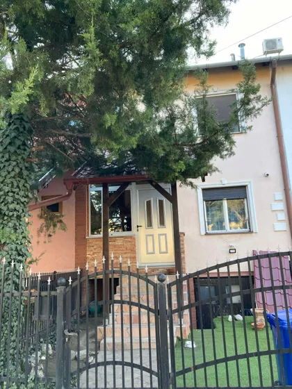 Kertvaroš | 4zida.rs