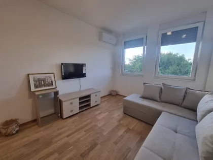 Kireška | 4zida.rs