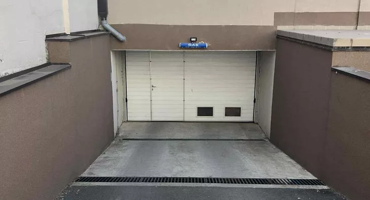 Garaža | 4zida