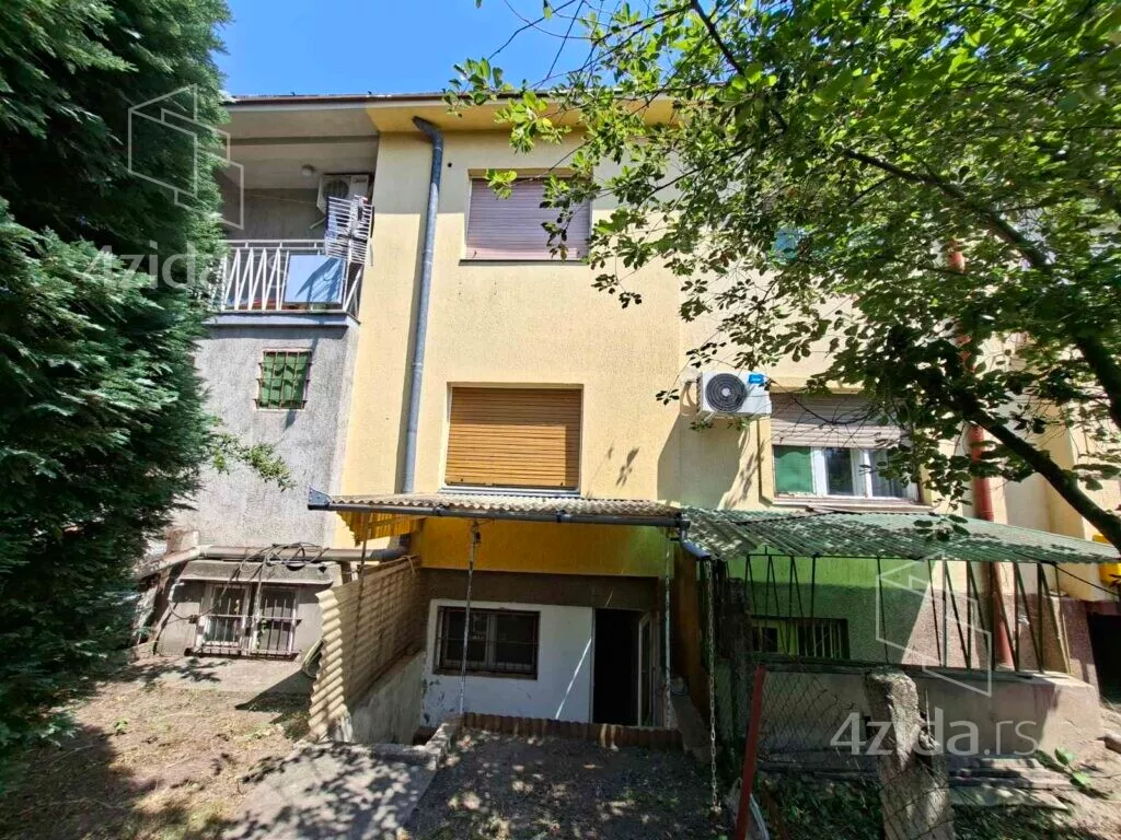 3-etažna kuća | 4zida