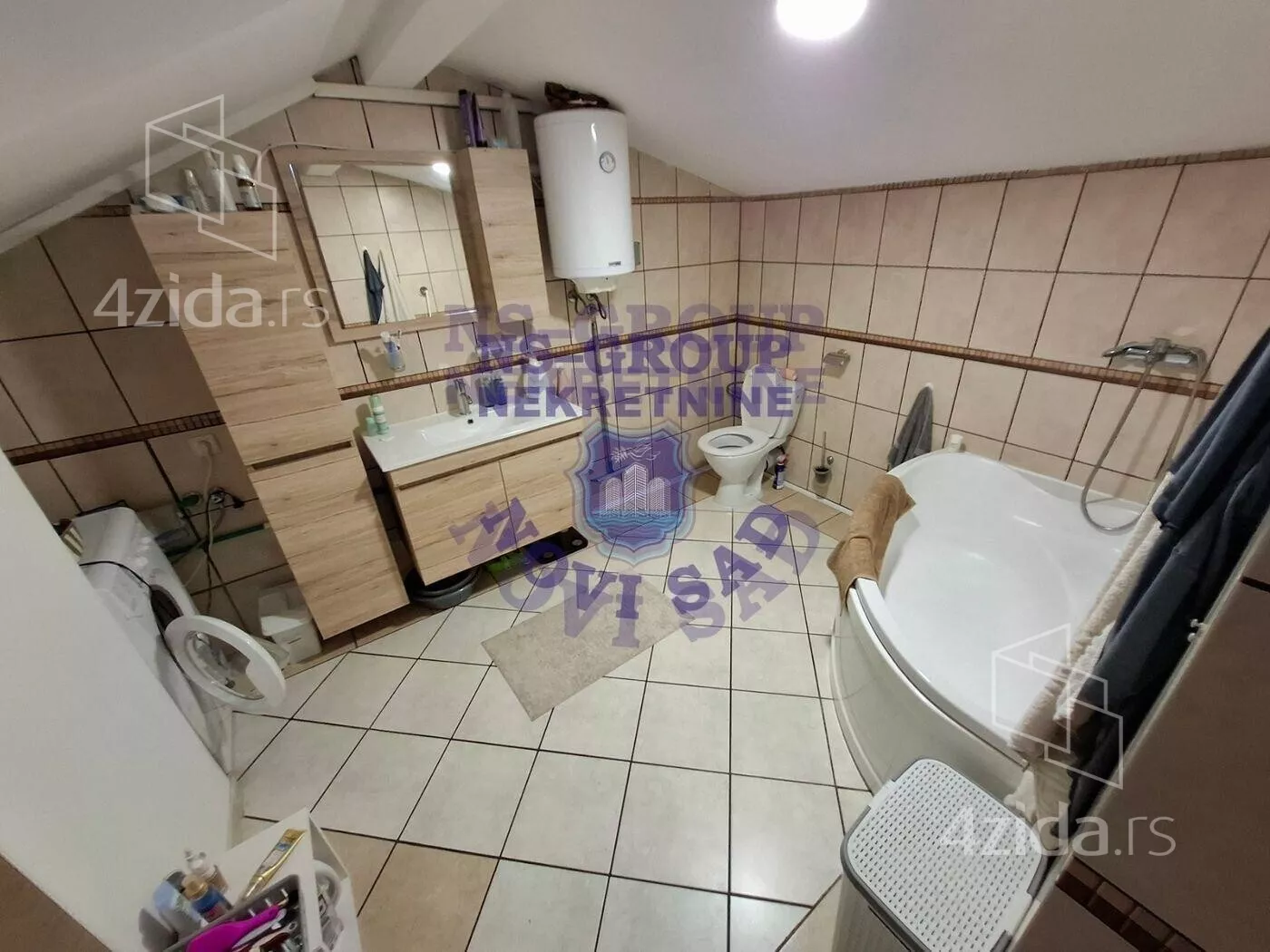 Petosoban stan | 4zida