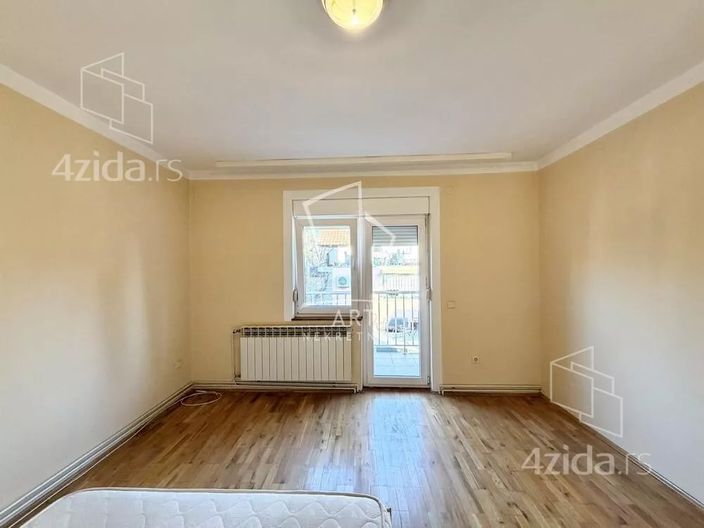 4-etažna kuća | 4zida