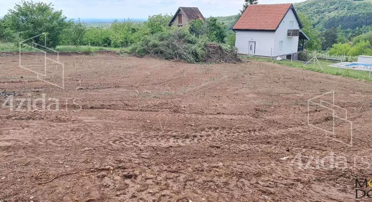Plac | 4zida