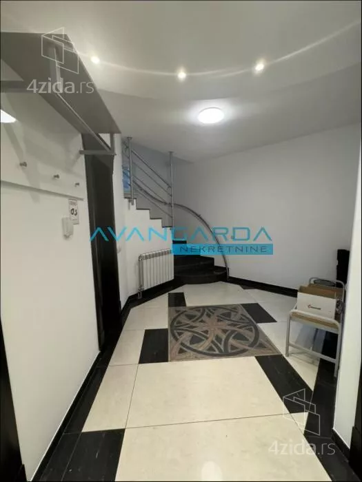 Kancelarija | 4zida