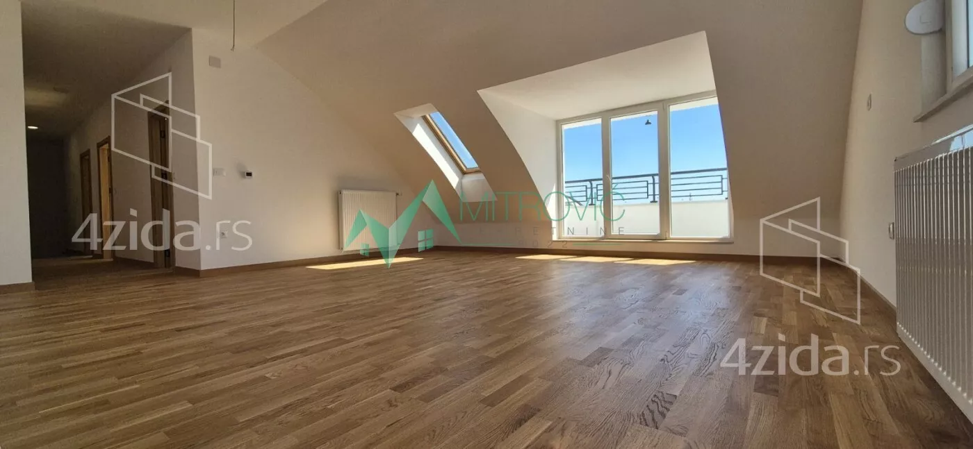 Dvoiposoban stan | 4zida