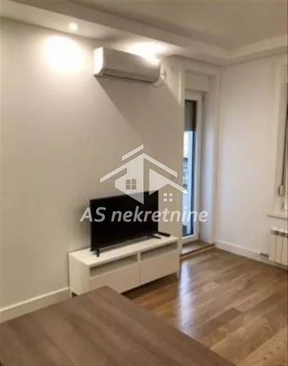 Južni Bulevar | 4zida.rs