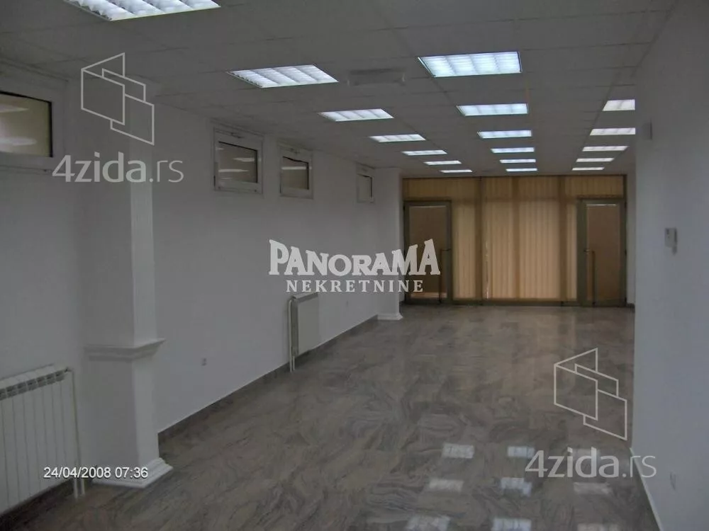 Poslovna zgrada | 4zida