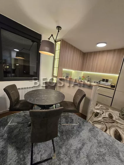 Mirka Milojkovića | 4zida.rs