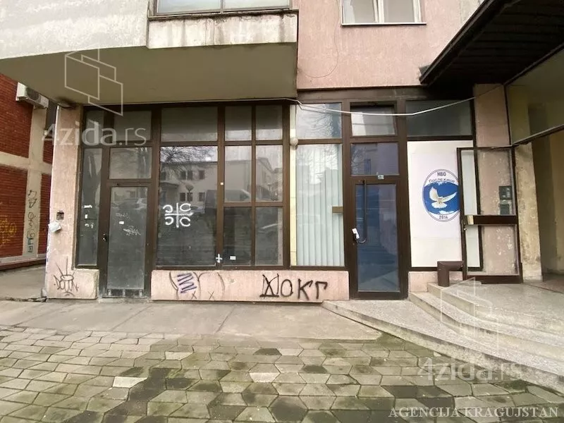 Poslovni prostor | 4zida