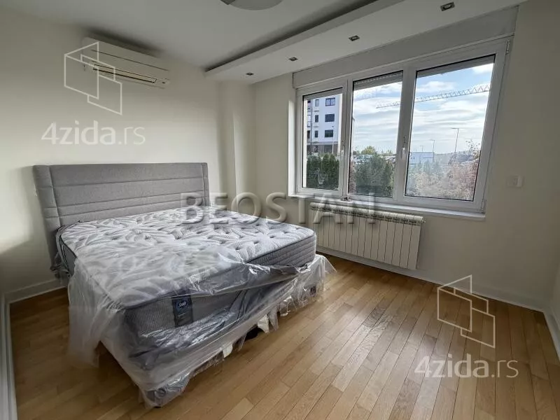 4-etažna kuća | 4zida