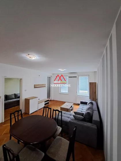 Žitni Trg | 4zida.rs