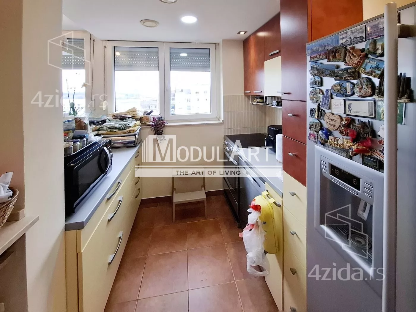 Troiposoban stan | 4zida