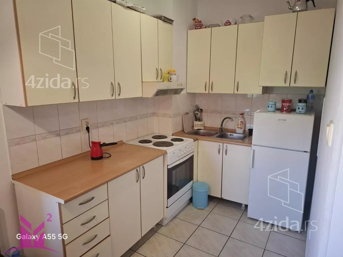 Garsonjera | 4zida