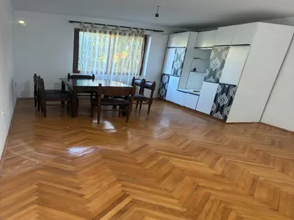 Čegarska 17 | 4zida.rs