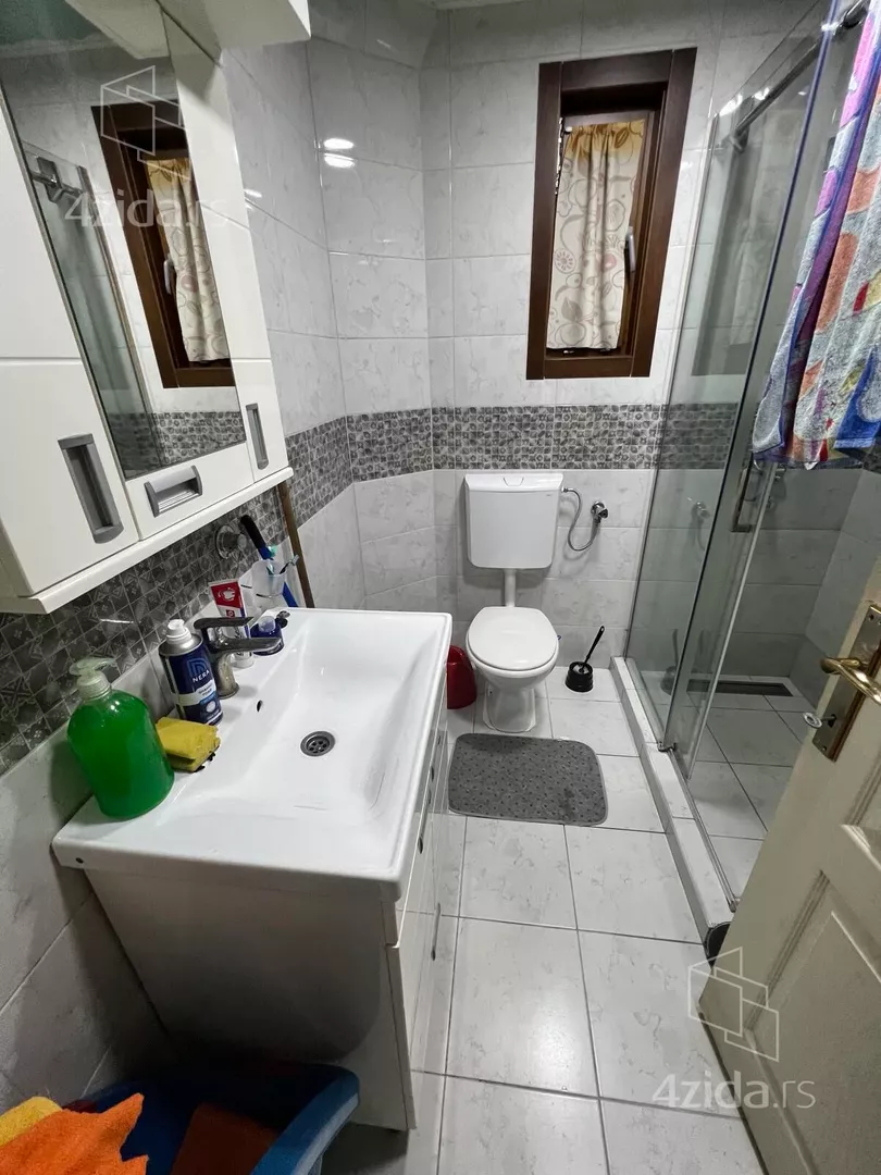 4-etažna kuća | 4zida