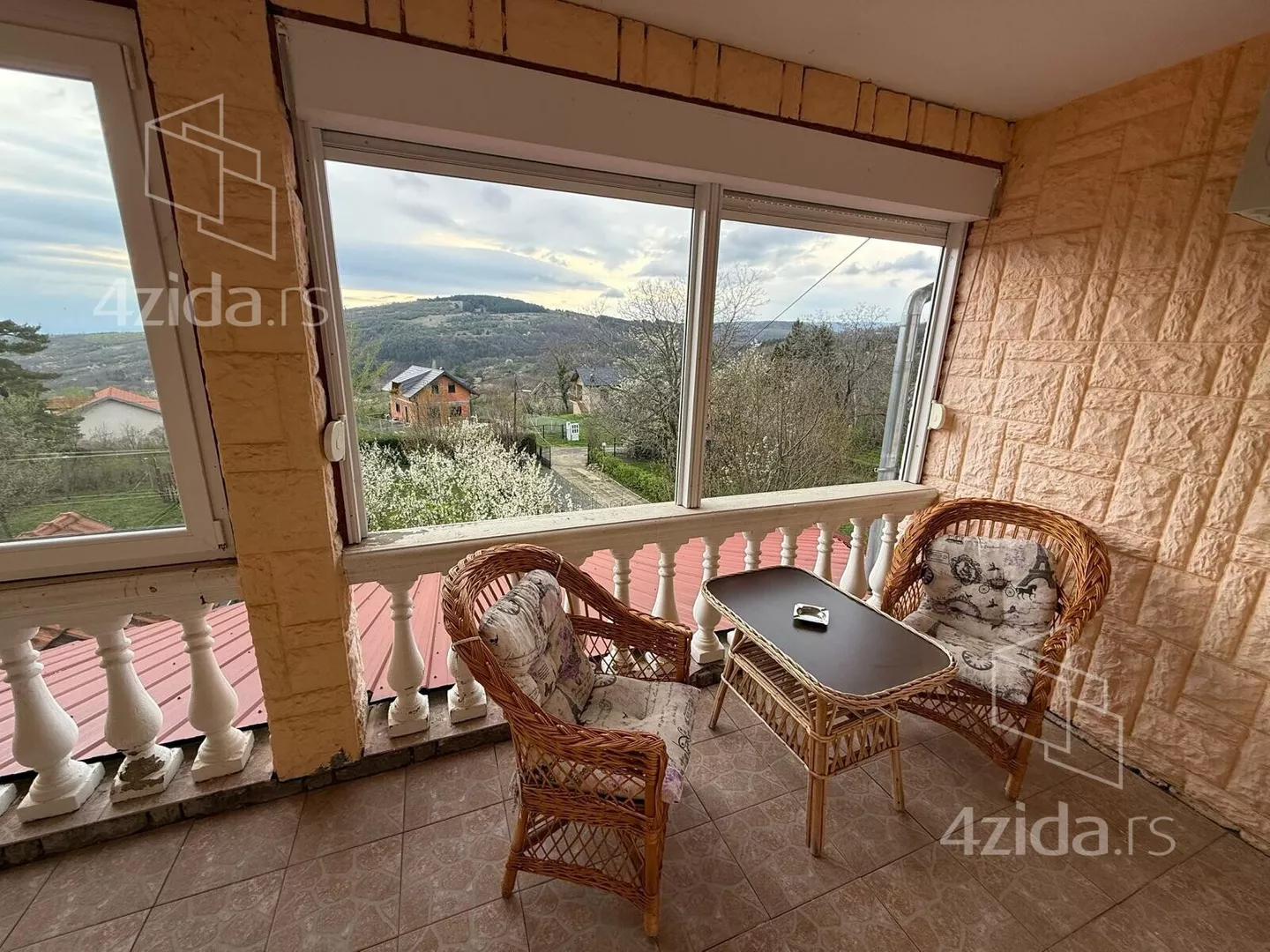 2-etažna kuća | 4zida