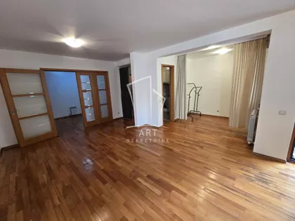Patrijarha Varnave | 4zida.rs