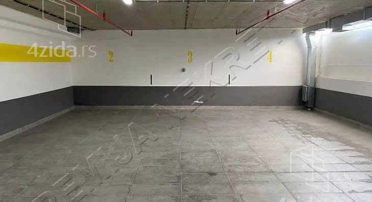 Garaža/Parking | 4zida