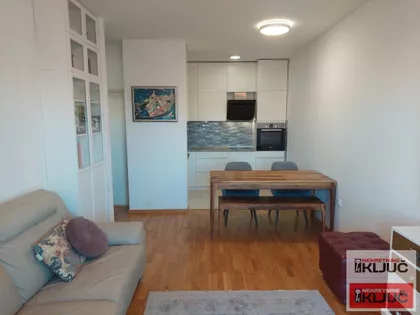 Rotkvarija | 4zida.rs