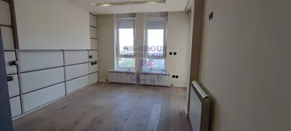 Trg Slobode | 4zida.rs