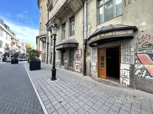 Poslovni prostor | 4zida