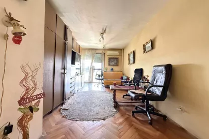 Grčića Milenka bb | 4zida.rs