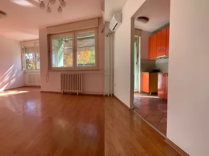 Bate Brkića | 4zida.rs