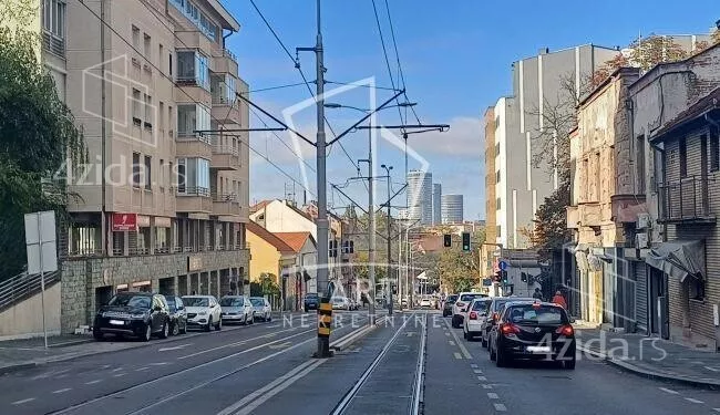 Poslovni prostor | 4zida