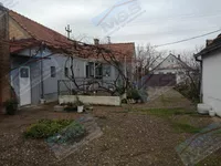 Nikinci, Okolne lokacije, Ruma | 4zida.rs