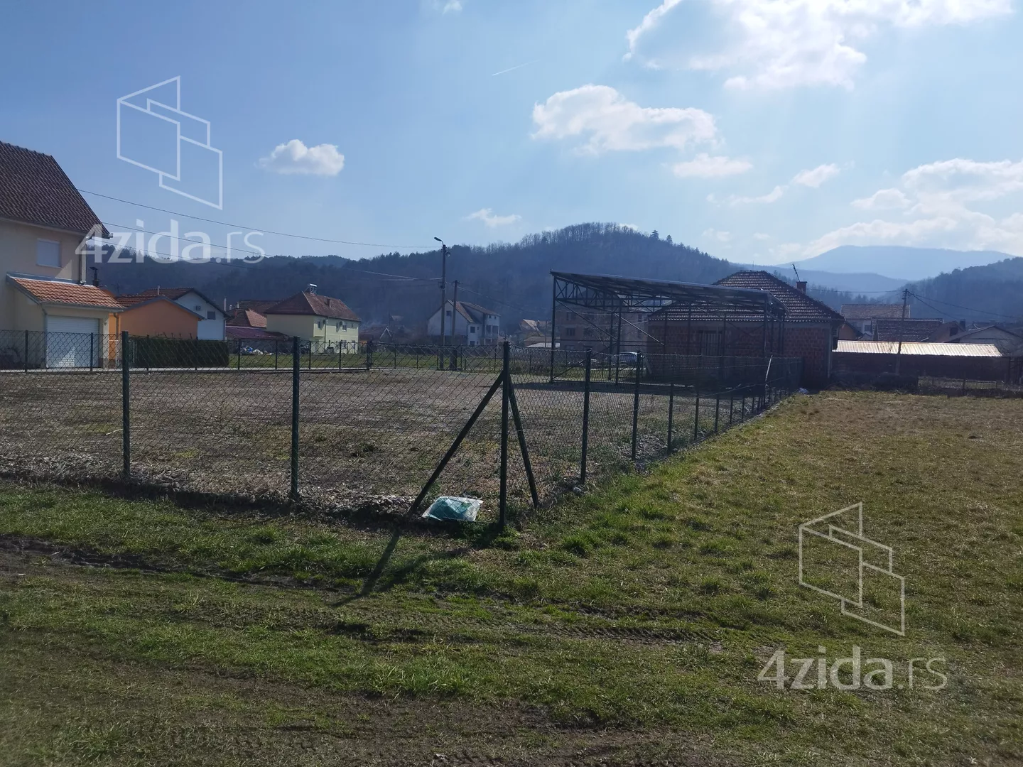 Građevinsko zemljište | 4zida