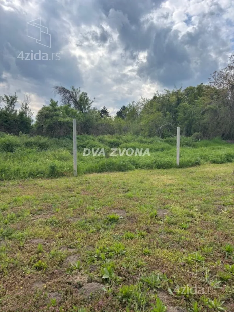 Plac | 4zida