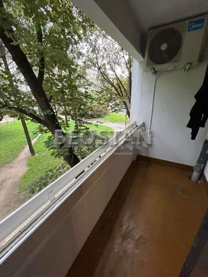 Dzona Kenedija | 4zida.rs